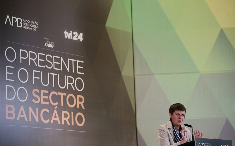 elke könig presidente conselho único de resolução