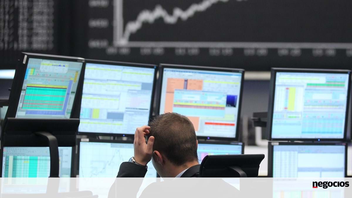 Europäische Aktien schließen an einem schlechten Tag an der Wall Street höher.  Öl und Zinsen steigen – Märkte in einer Minute