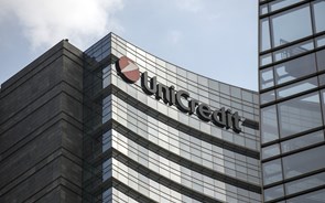 Unicredit planeia cortar 8.000 postos de trabalho e fechar 500 balcões