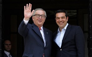 Juncker diz-se 'muito satisfeito' com trabalho feito pelo Governo grego
