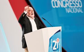 Alegre vê nas autárquicas momento importante para o Governo