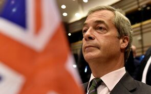 Nigel Farage: Mexidas nos mercados sugerem que estamos perante novo Brexit