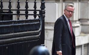 Michael Gove concorre à liderança dos conservadores