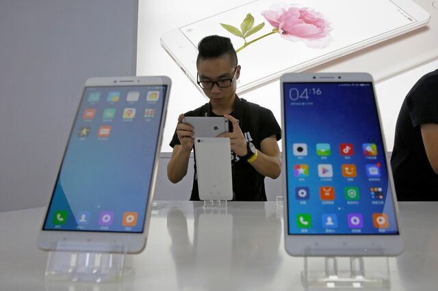Vendas mundiais de smartphones disparam à boleia da China e do 5G. Huawei sai do Top 5