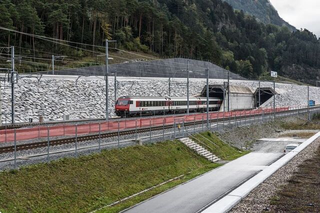 BE propõe elevar Ferrovia 2020 aos 3,8 mil milhões de euros 