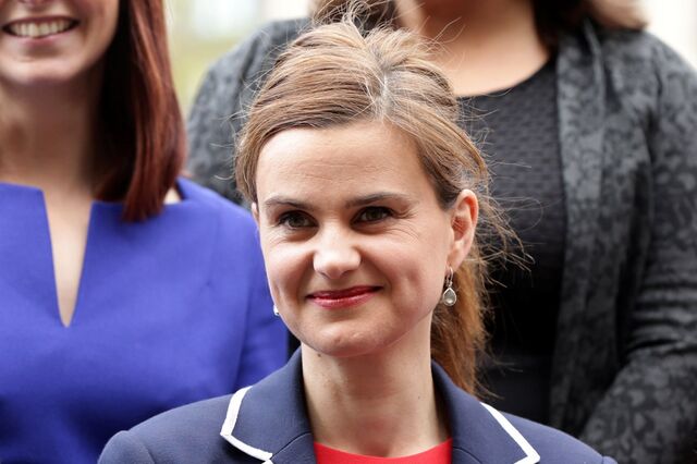 Brexit: Campanha suspensa após ataque a deputada pró-UE