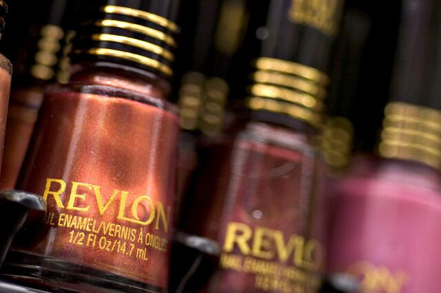 Revlon compra Elizabeth Arden por mais de 372 milhões de euros