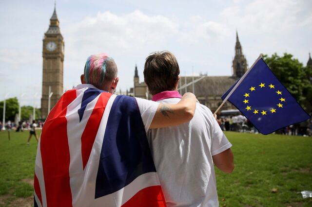Consulados de Londres e Manchester vão ser reforçados 