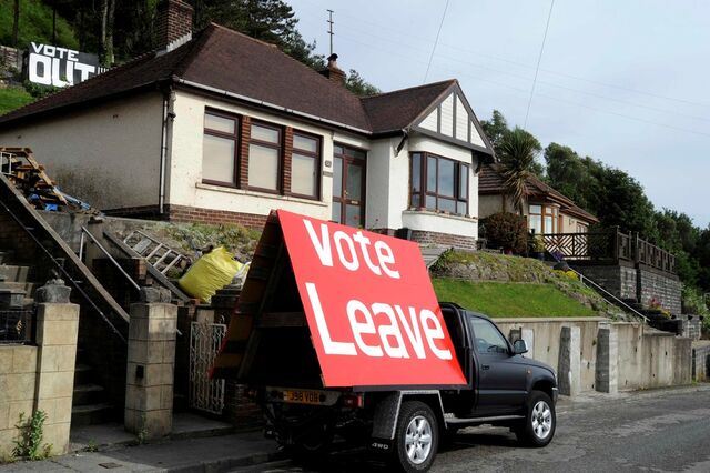Batalha legal por causa do Brexit começa no meio da batalha política e económica