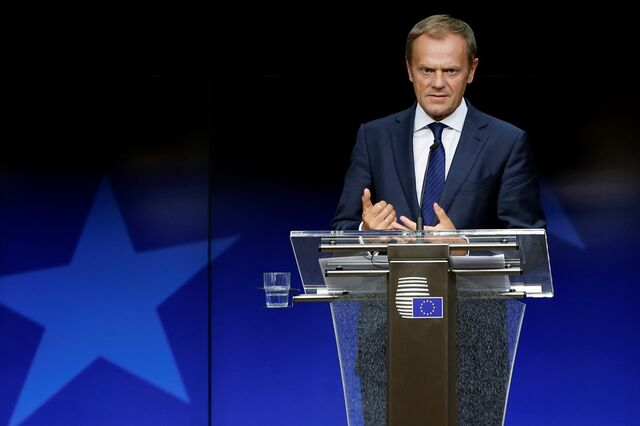 Conselho Europeu aberto a analisar 'garantias' a May para facilitar aprovação do acordo