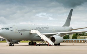 Conheça o 'Cam Force One', o novo avião de David Cameron