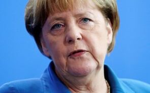 Merkel lembra que EUA e Alemanha partilham princípios da democracia, liberdade e respeito pela lei