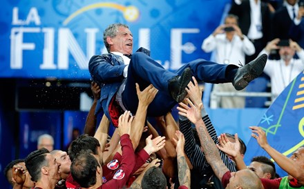 Fernando Santos finalista do prémio de treinador do ano da FIFA