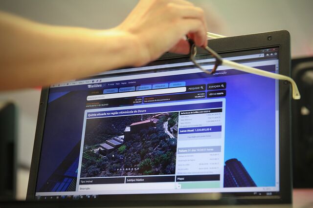 Como se processam os leilões electrónicos