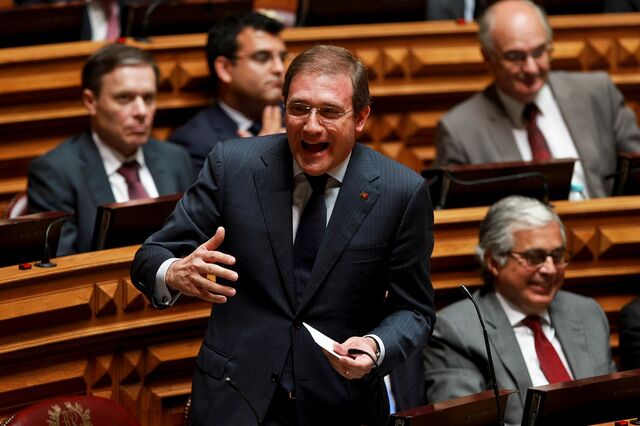 Passos: 'Estamos a crescer por razões diversas do que o governo previu'