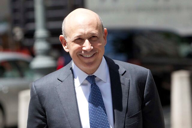 Goldman Sachs dispara e critica veto de Trump aos imigrantes