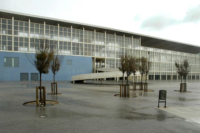 Edifício Transparente com capital estatal só tem perdas