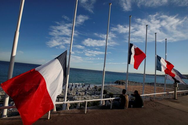 França vendeu à Rússia material de guerra depois da ocupação da Crimeia