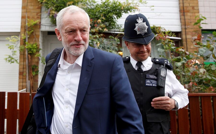 reino unido trabalhistas jeremy corbyn