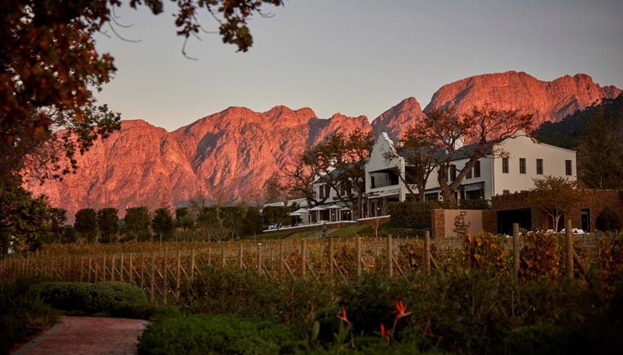 Franschhoek, África do Sul. É o destino perfeito para quem gosta de  vinho e aventura. 