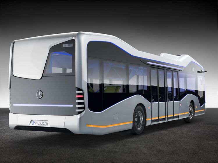 autocarro mercedes daimler autónomo