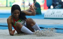 Patrícia Mamona apurou-se para a final de triplo salto, em 9.º, com um salto de 14.18