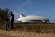 Airlander 10, a maior aeronave do mundo.