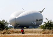 Airlander 10, a maior aeronave do mundo.