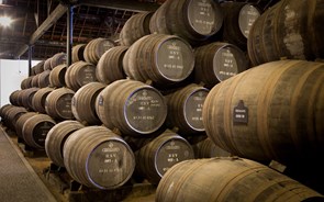 Empresas de vinho do Porto criticam as 'imorais' cativações do Estado