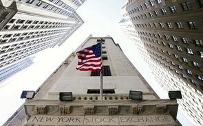 Wall Street ganha fôlego com números do emprego