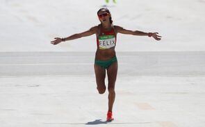 Dulce Félix destaca vitória do querer sobre o calor