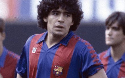 Maradona: FC Barcelona agradece a 'ícone do futebol mundial'