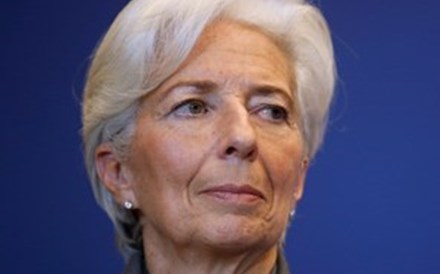 FMI pede à União Europeia 'um alívio adicional' da dívida grega  