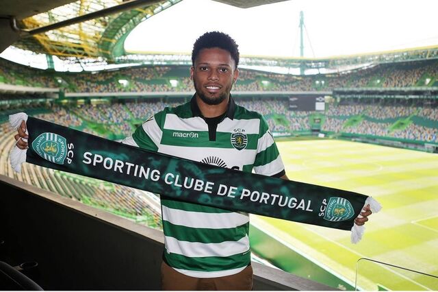 Sporting contrata André Souza