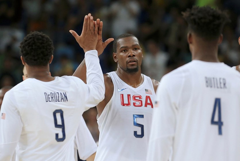 Kevin Durant, basquetebolista norte-americano, é o atleta com a maior rendimento declarado a participar dos Jogos do Rio de Janeiro. 