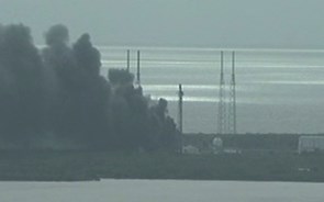 Foguetão da SpaceX explode em Cabo Canaveral