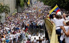 'Maior manifestação de décadas' pressiona Presidente Venezuelano