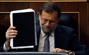 Rajoy promete a Bruxelas convocar eleições se não aprovar Orçamento para 2017