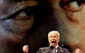 Shimon Peres: O último dos 'arquitectos' de uma paz que não prosperou