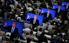 Nas mentiras, Trump deu 16 - 0 a Clinton