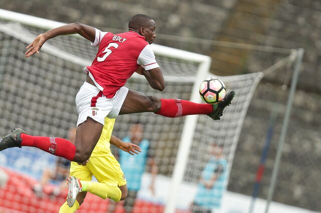 FC Porto contrata Boly por cinco temporadas