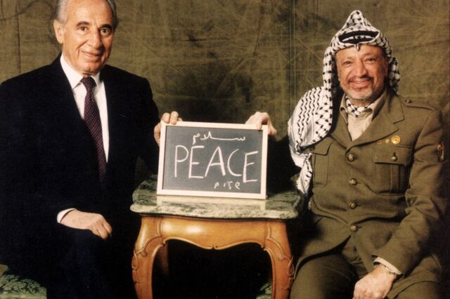 Shimon Peres: O último dos 'arquitectos' de uma paz que não prosperou