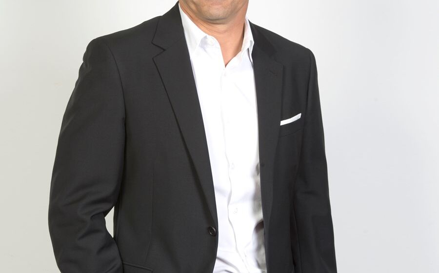 Miguel Veiga Martins Nowo Oni