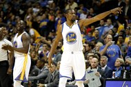 6- Kevin Durant, extremo dos Golden State Warriors, vai receber 26,54 milhões de dólares na época 2016-2017