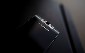 Blackberry lança último smartphone de fabrico próprio