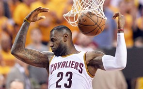 LeBron James decide ir para os Lakers por 154 milhões