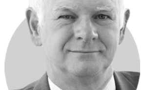 Howard Davies