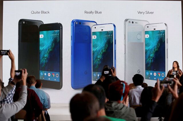 Google compra divisão da HTC para reforçar aposta no 'hardware'