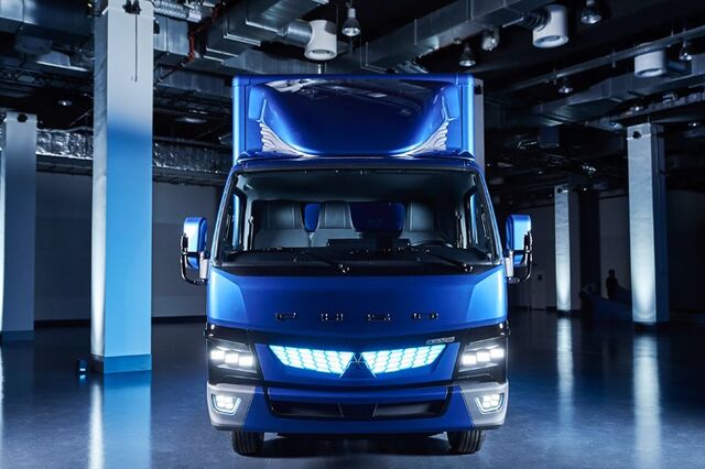 Fuso eCanter: Distribuição verde com rótulo nacional 