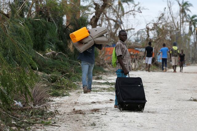 Furação Matthew deixa centenas de mortos no Haiti